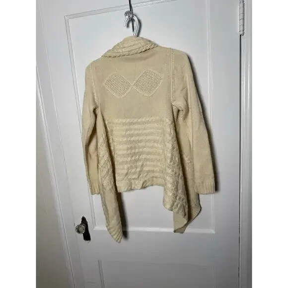 Altar'd State Cream Chunky Cable Knit Grandpa Cardigan Sweater Women's Small - Picture 2 of 9